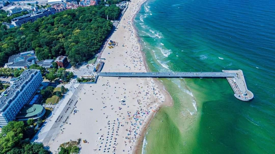 Dworek Marino Kolobrzeg Grzybowo  Exteriör bild
